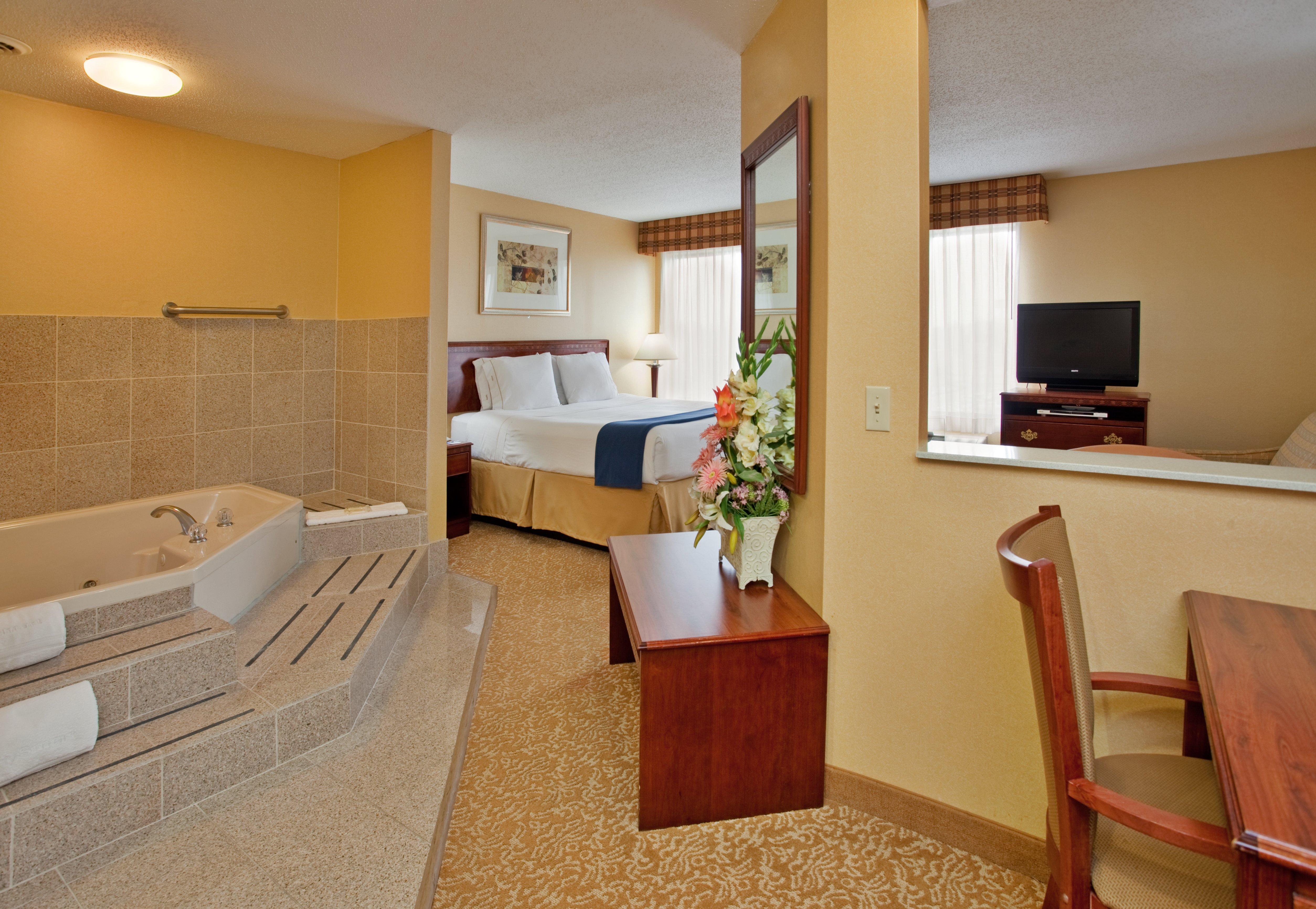 Holiday Inn Express Hotel & Suites Fenton/I-44 By Ihg Exterior photo