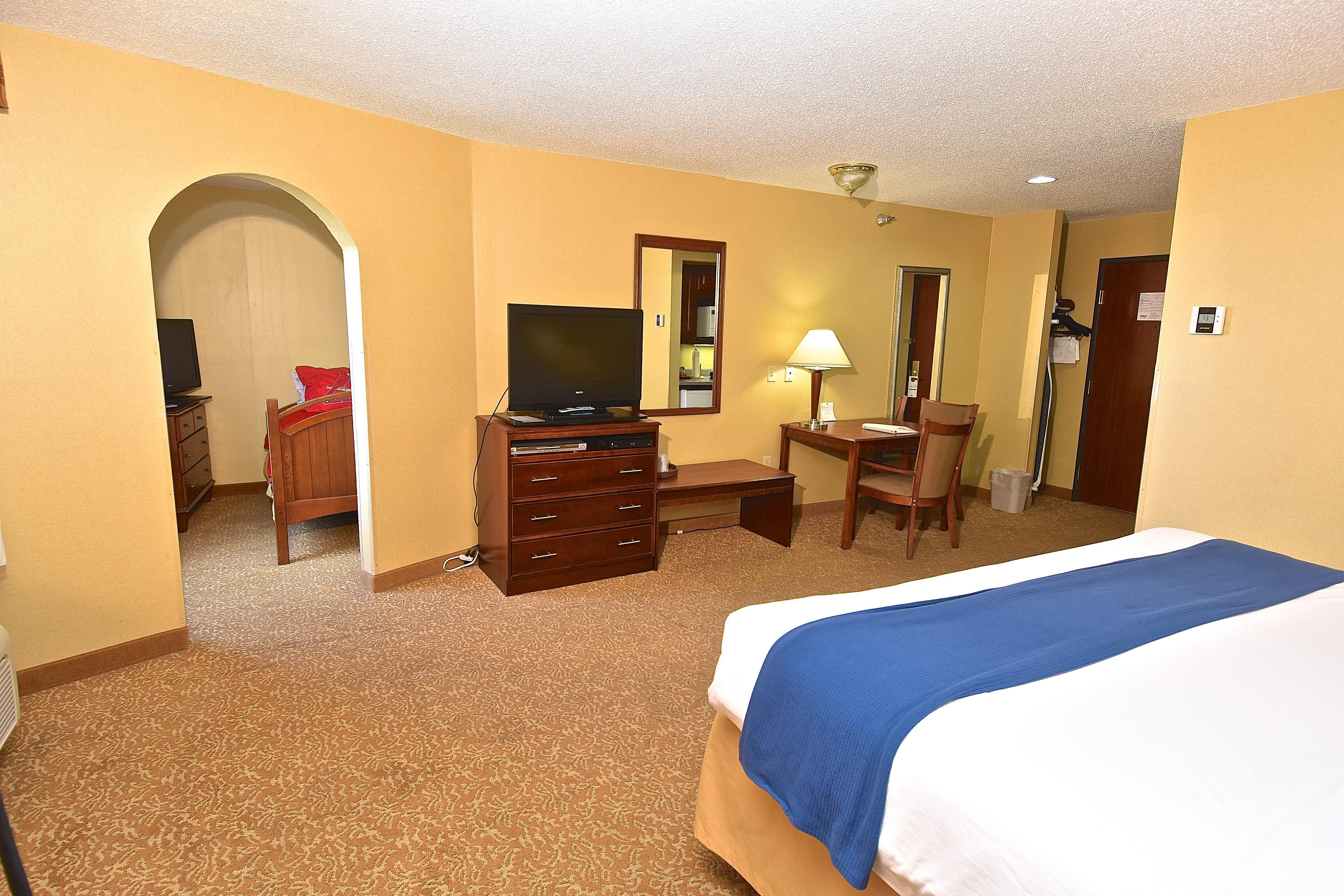 Holiday Inn Express Hotel & Suites Fenton/I-44 By Ihg Exterior photo